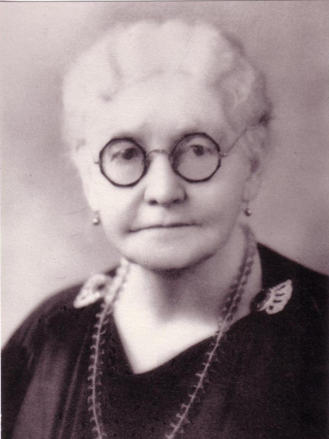 Mary McAllister (1858 - 1941) Profile